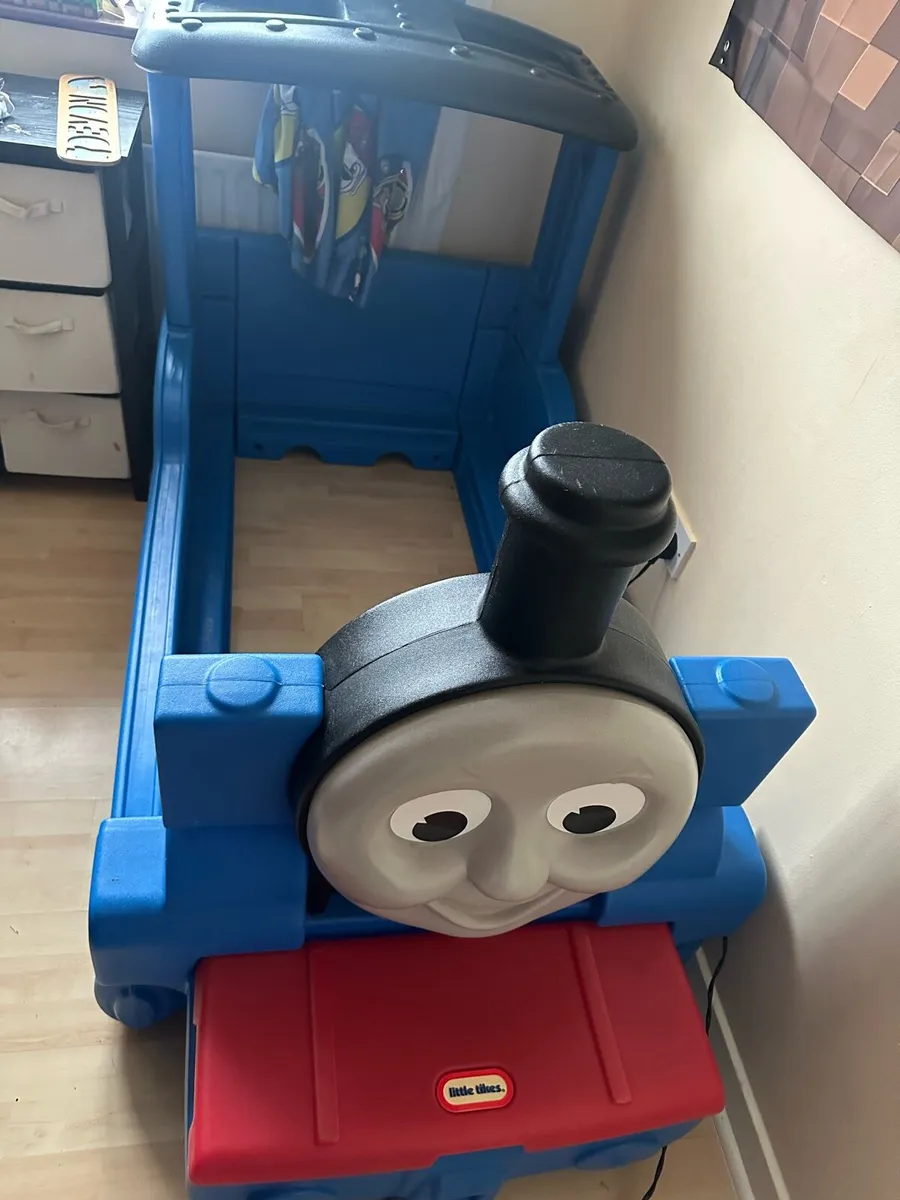 Toddler bed - Image 1