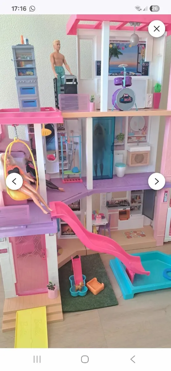 Barbie dream house
