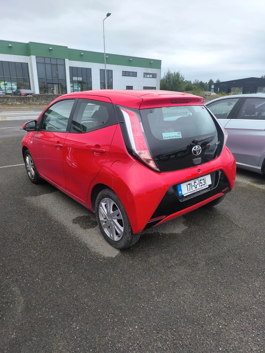 171 Toyota Aygo . Low kilometres - Image 3