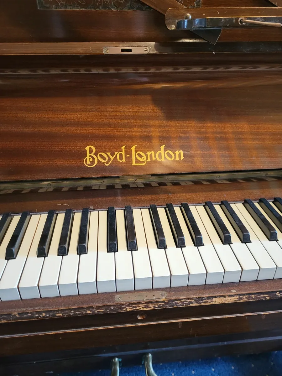 Piano - Image 2