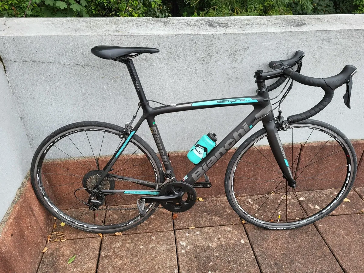 Road Bike_Bianchi Sempre PRO Carbon - Image 1