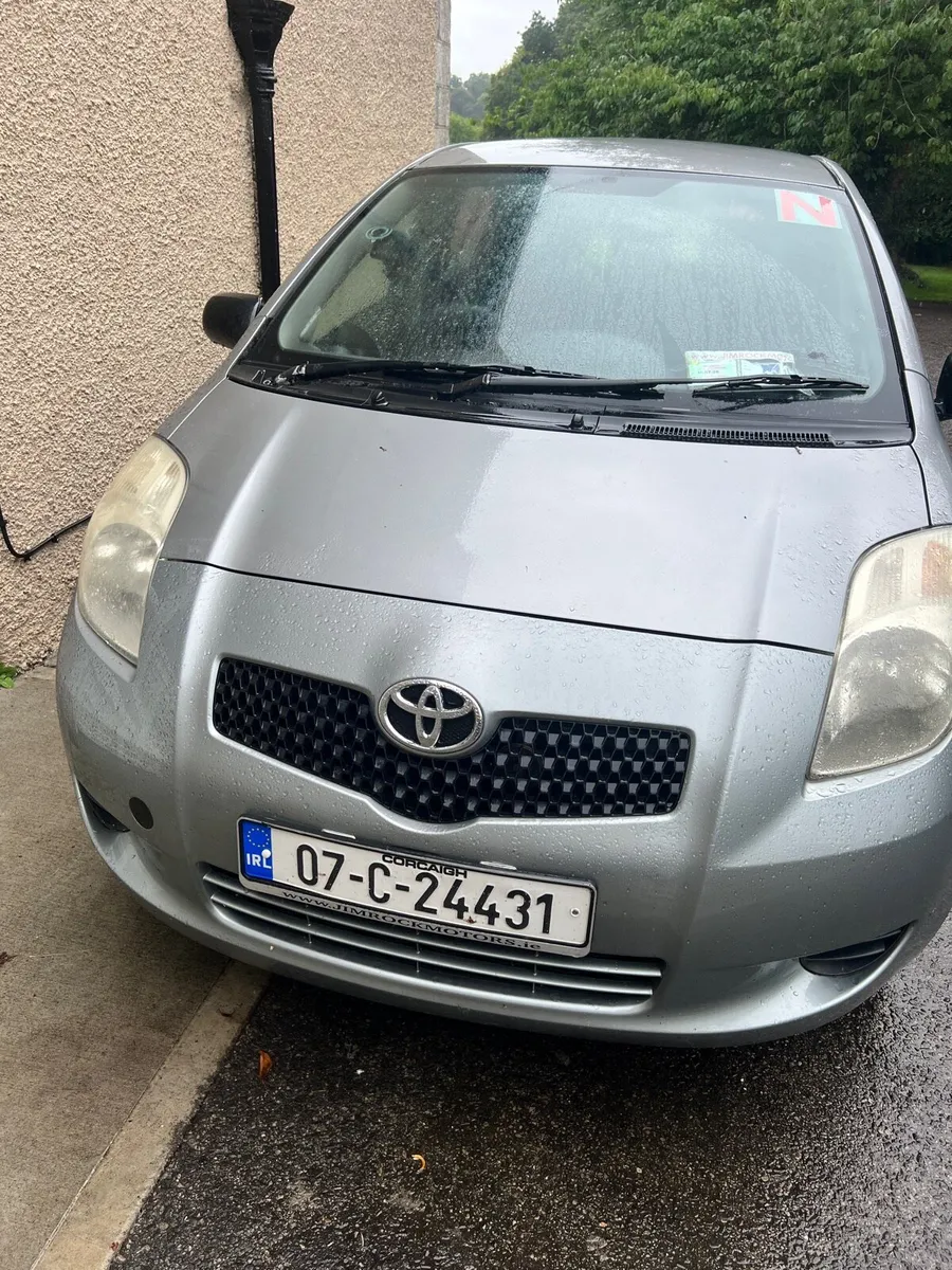 Toyota Yaris 2007 - Image 2