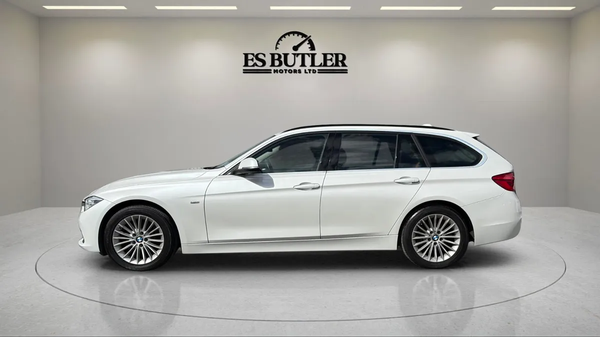 2016 BMW 320d F31 TOURING AUTO HUGE SPEC - Image 2