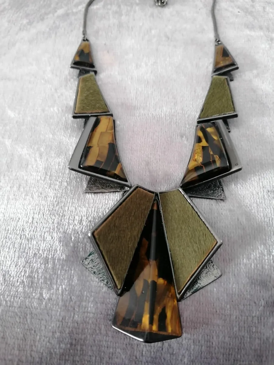 One-Off Vintage Geometric Necklace NEW - Image 1