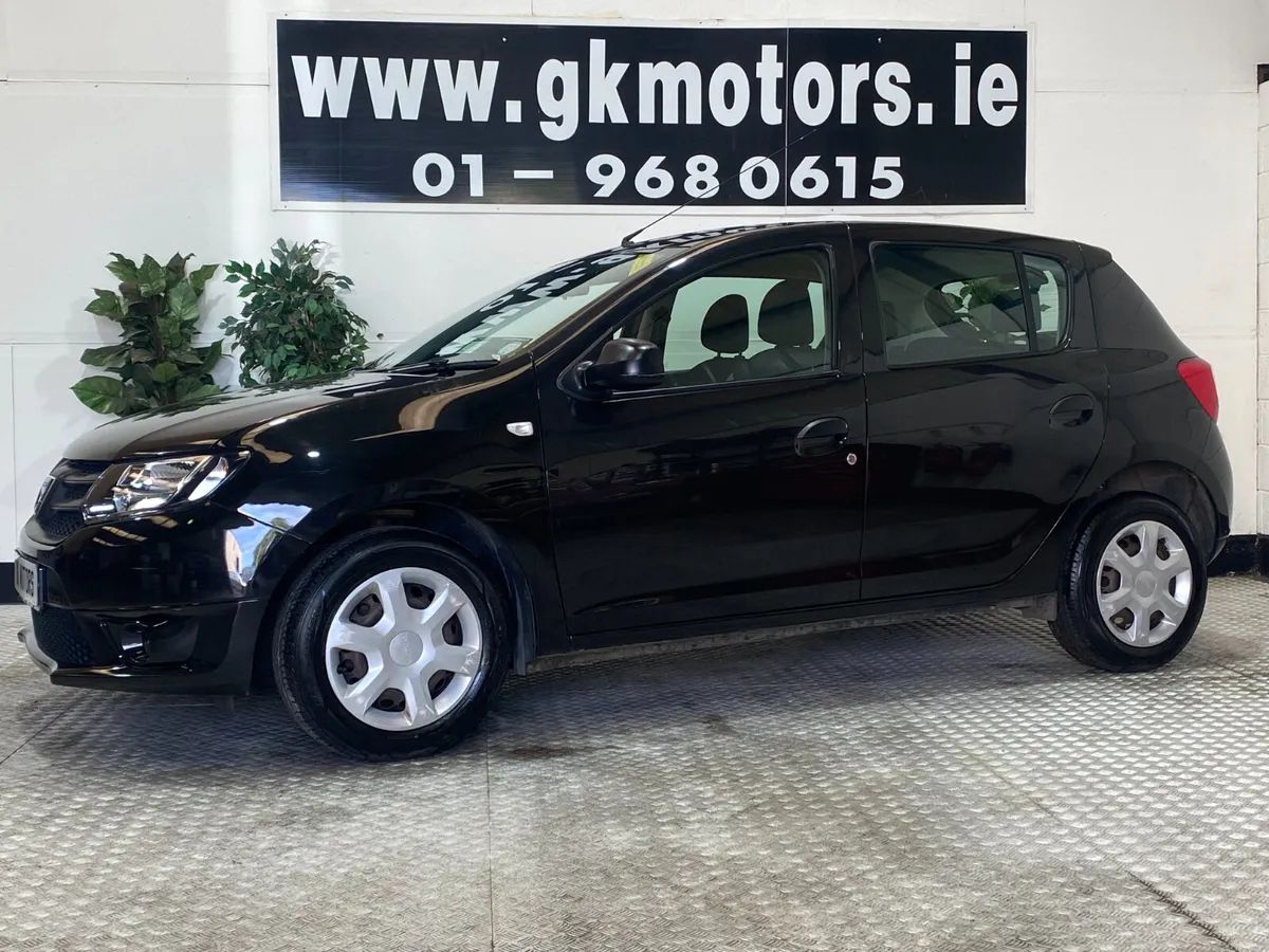 Dacia Sandero 2017////VERY LOW MILEAGE /// - Image 3