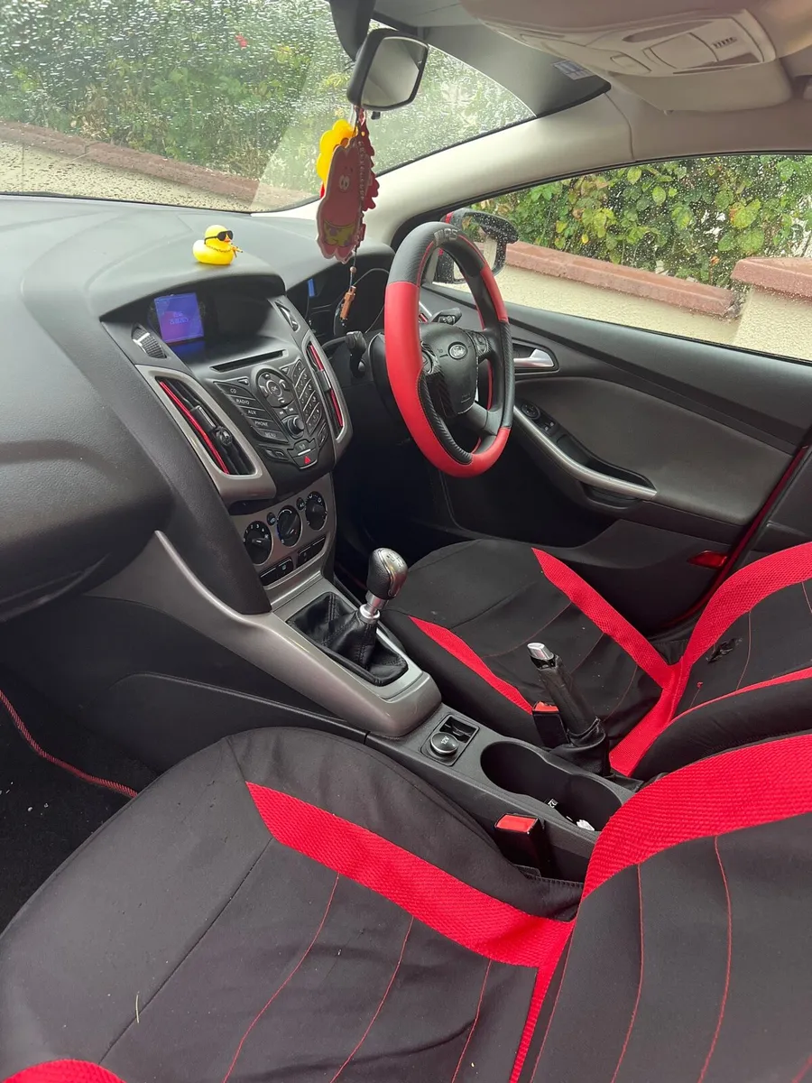 Ford Focus - Image 3