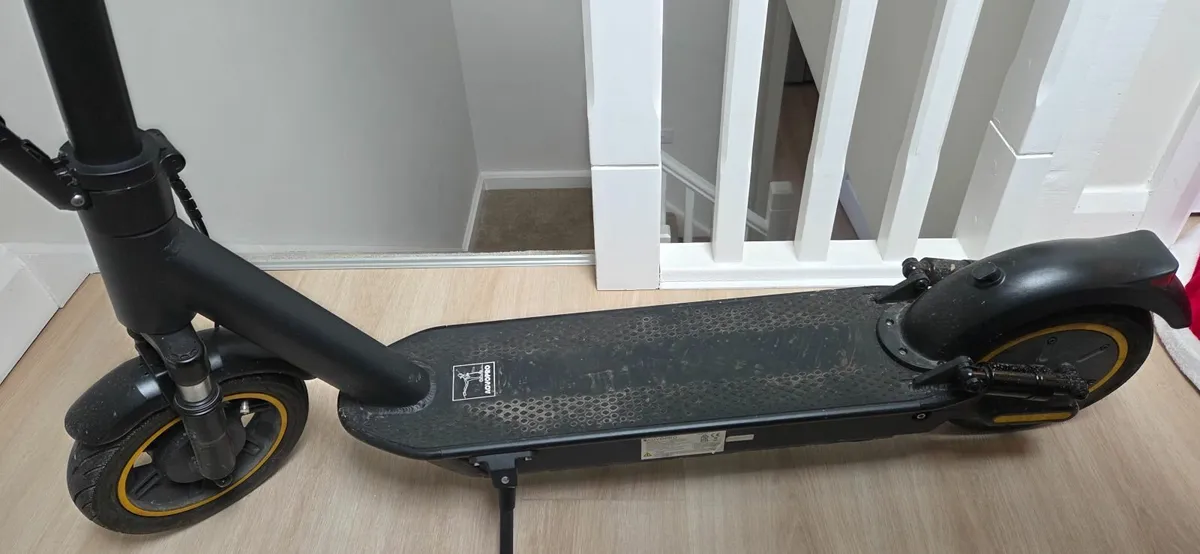 Electric scooter - Image 3