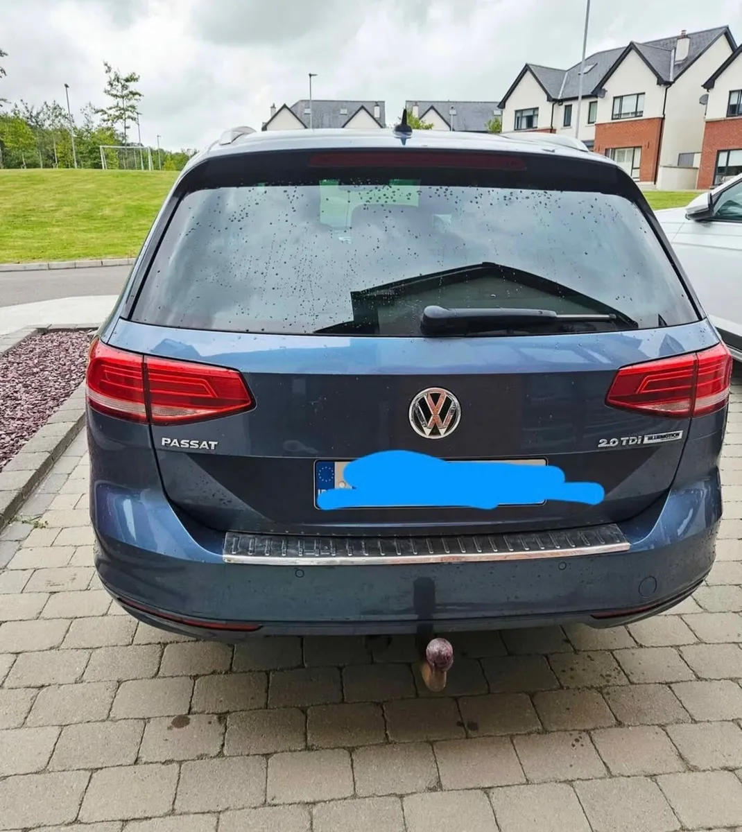 Volkswagen Passat 2016 - Image 4