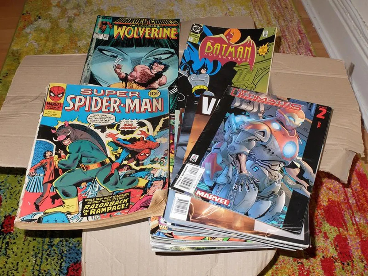 Collectors Lot comics toys cards - Image 3