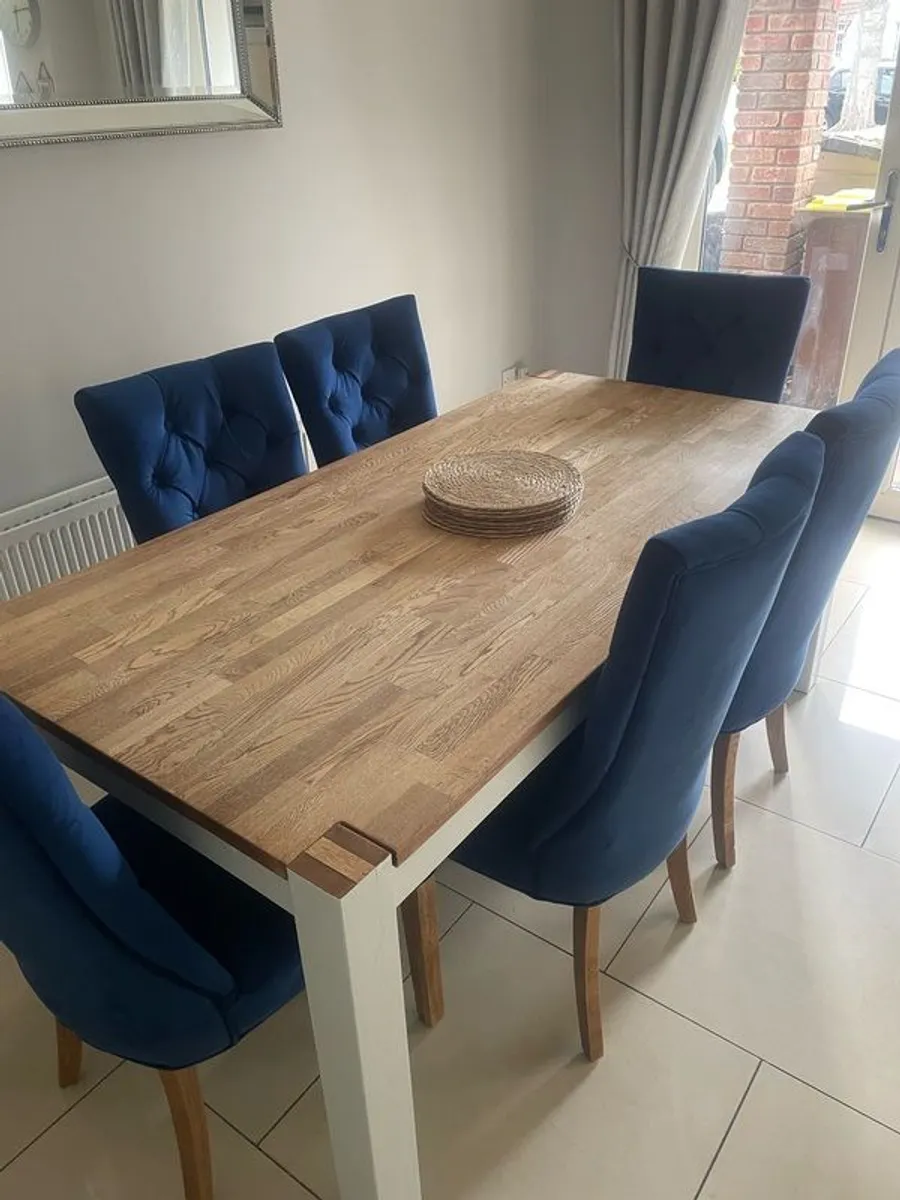 6 Dining Chairs - Image 1