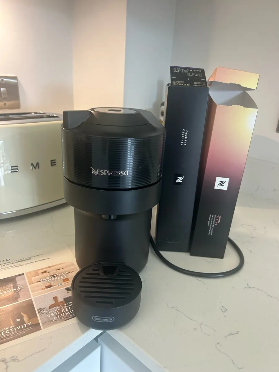 Nespresso Verturo Next Coffee Machine (De’Longhi) - Image 3