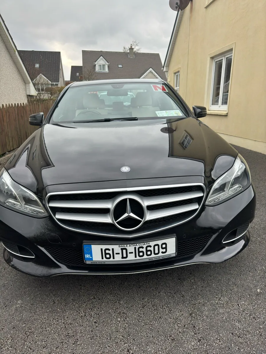 Mercedez benz E200 Avant grade - Image 4