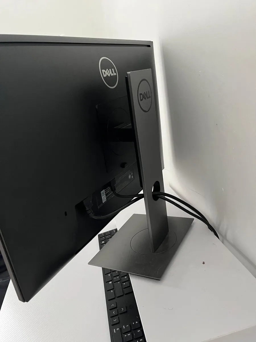 Home office set: desk, monitor and key board - Image 3