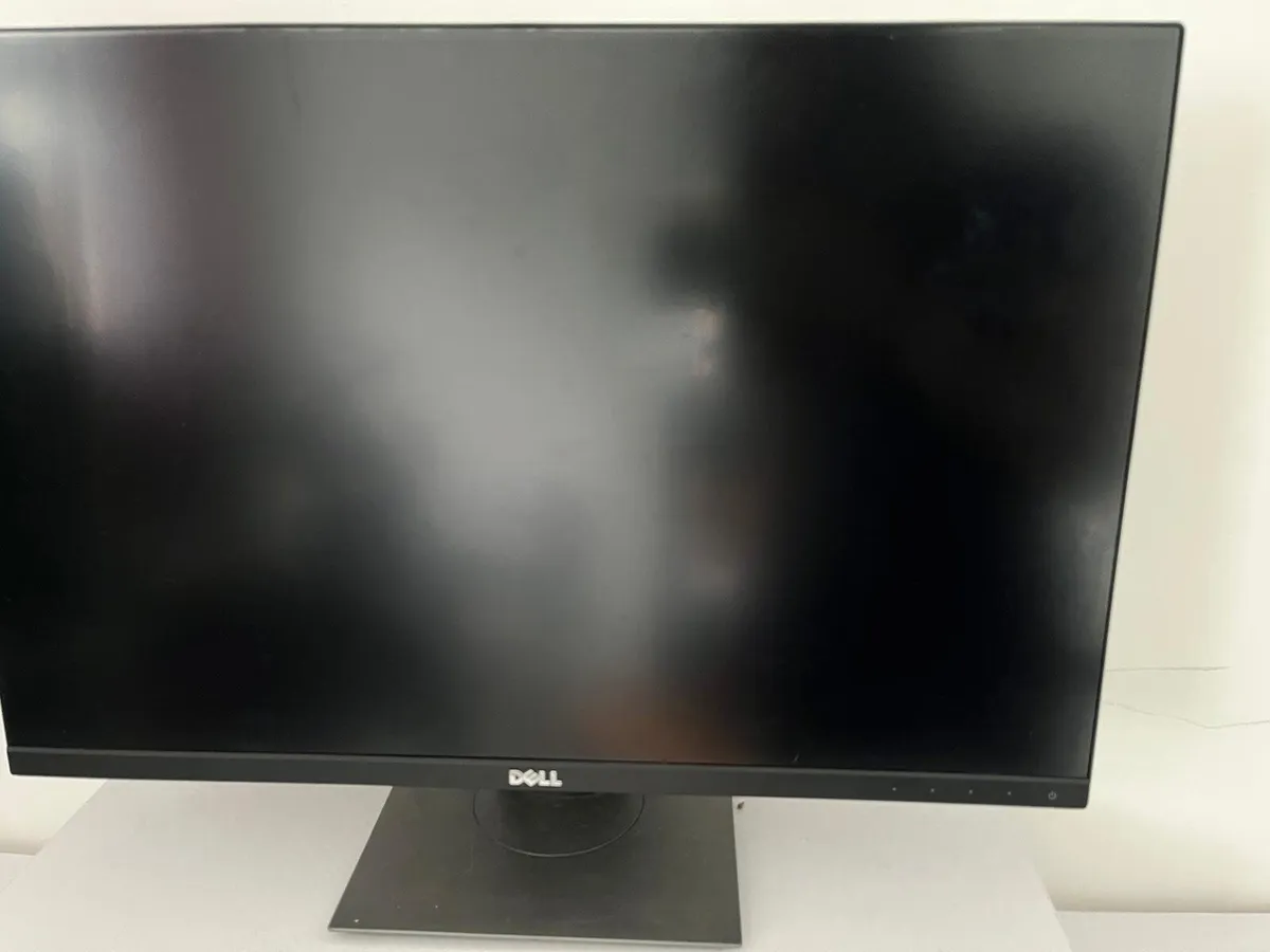 Home office set: desk, monitor and key board - Image 4