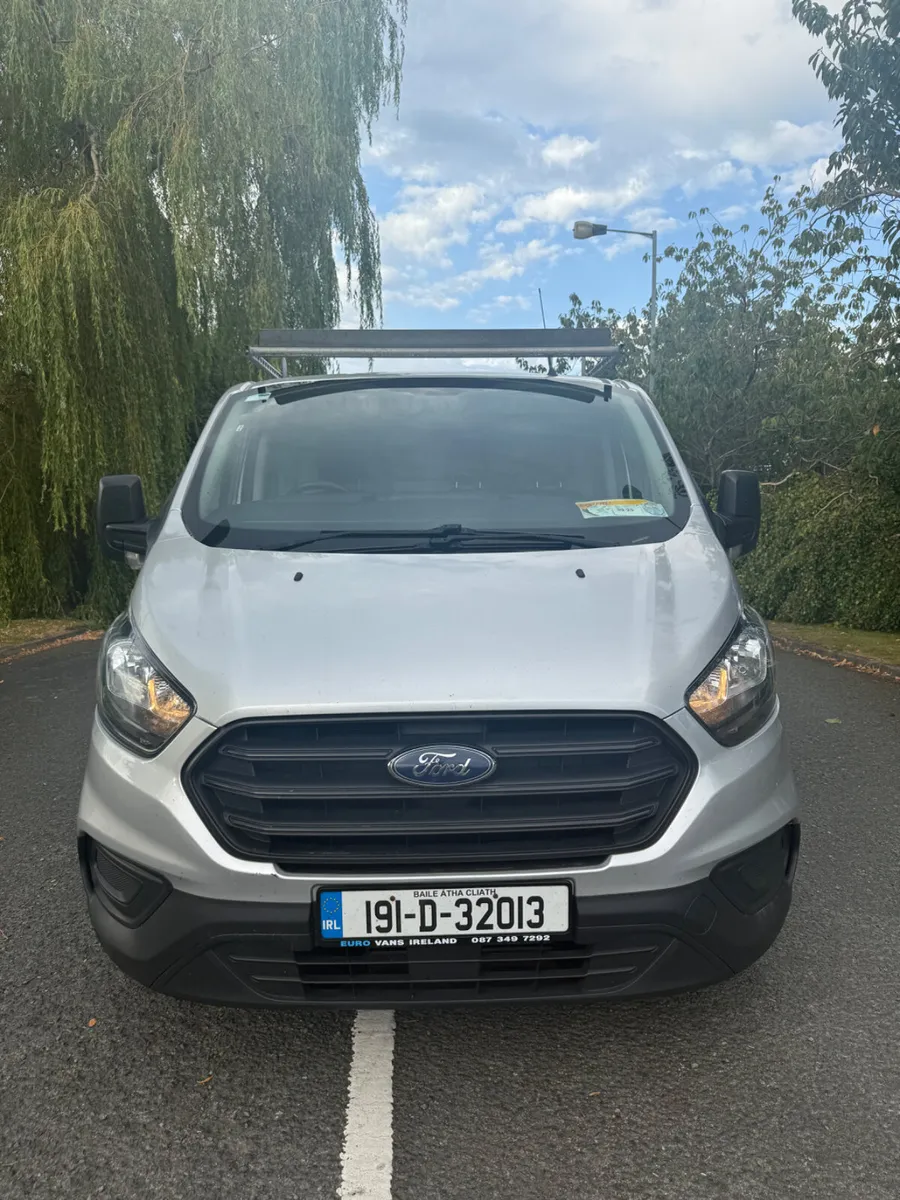 Ford Transit Custom 2019 INCLUDES VAT - Image 2