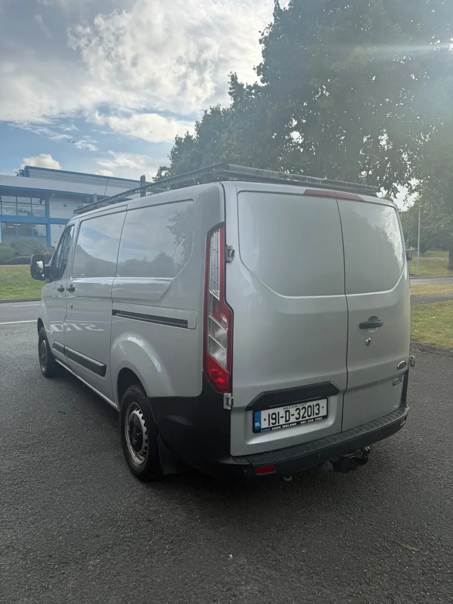 Ford Transit Custom 2019 INCLUDES VAT - Image 3