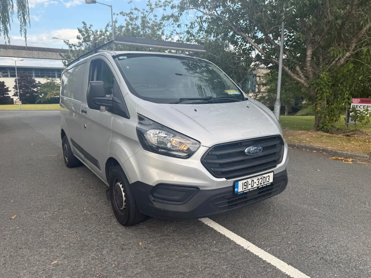 Ford Transit Custom 2019 INCLUDES VAT - Image 4