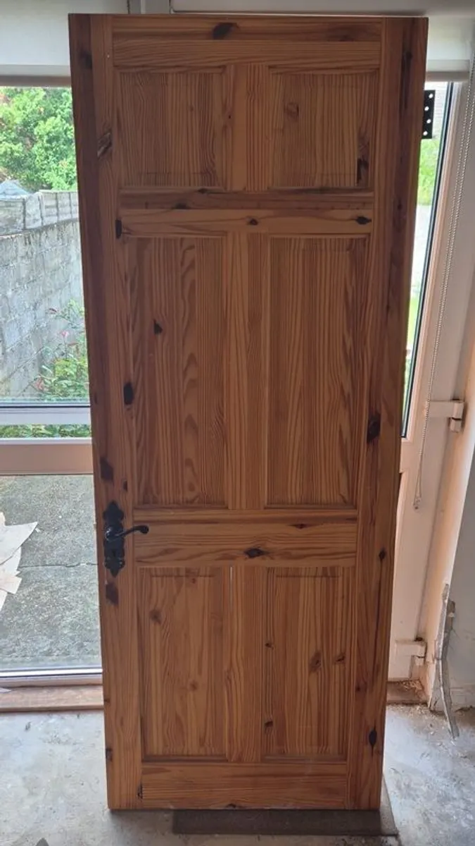 4 interior doors