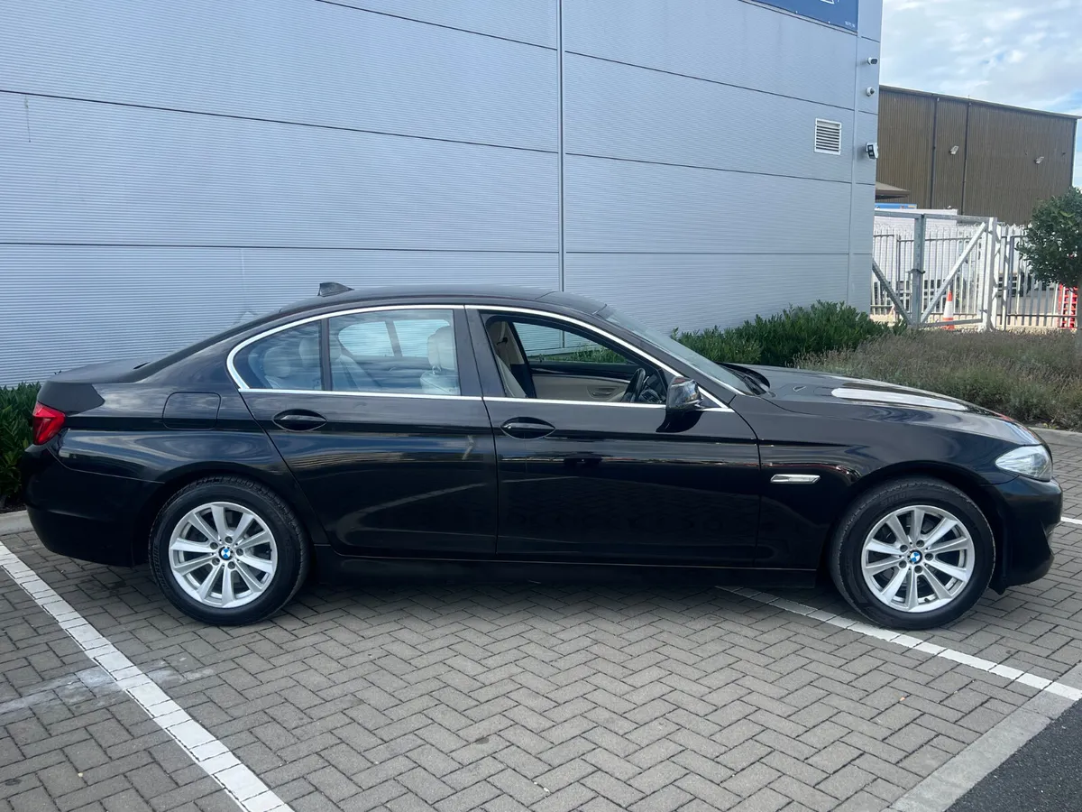 BMW 5-Series 2011 NCT 08-26 - Image 3