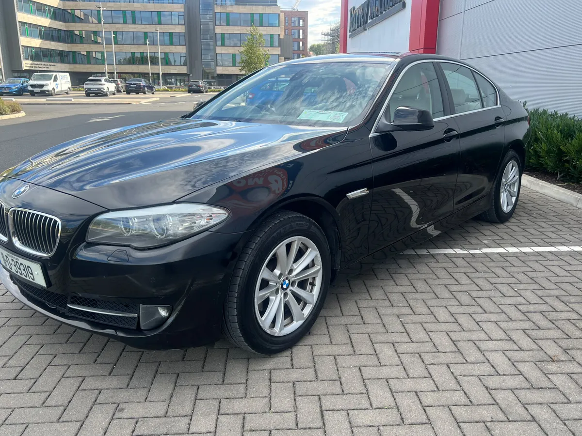 BMW 5-Series 2011 NCT 08-26 - Image 4