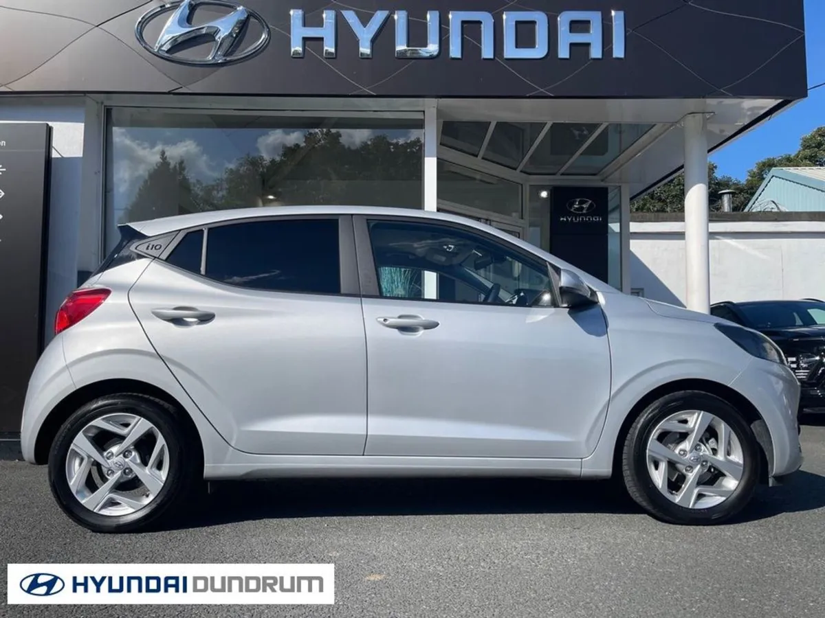 Hyundai i10 Deluxe Plus 5DR - Image 3