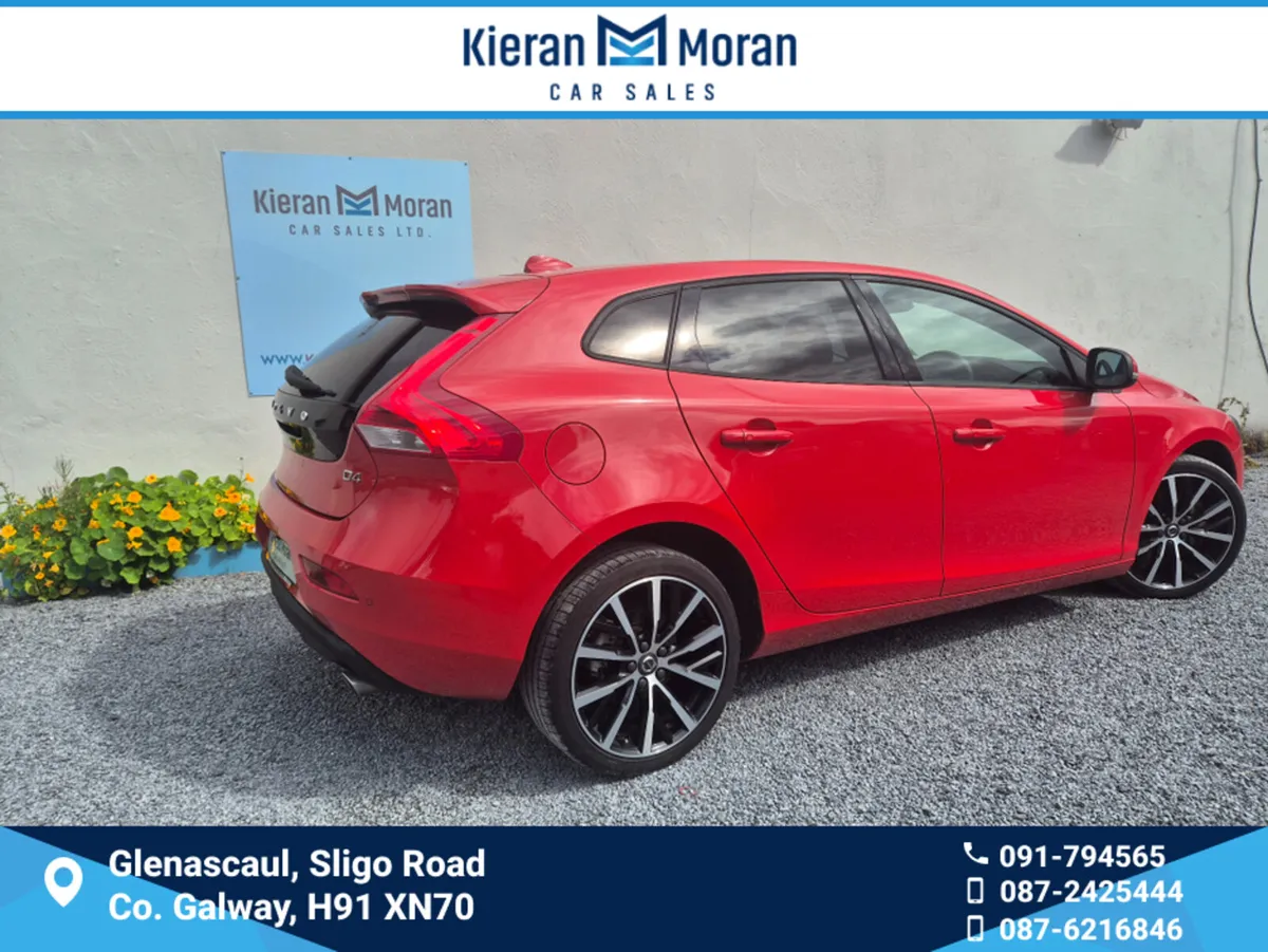 Volvo V40 D4 Auto - Image 4
