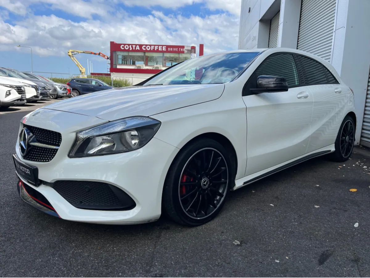 Mercedes-Benz A-Class 2.1 DIESEL A200 AMG LINE 5DR - Image 4