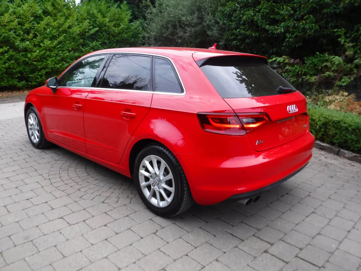 AUDI A3 1.4 AUTO SE LEATHER HEATED SEATS - Image 4