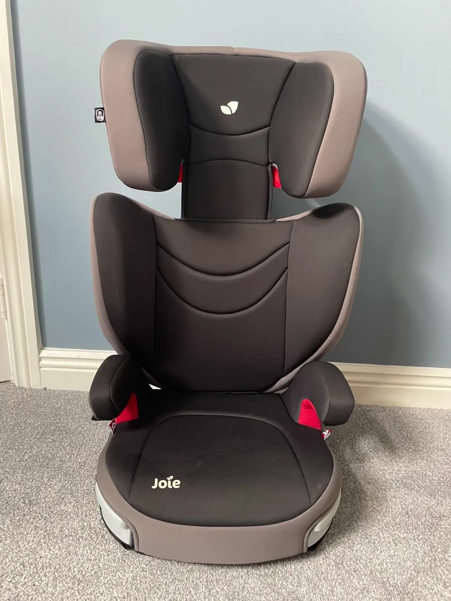 Joie Booster Seat Forward Facing (Like New) - Image 1