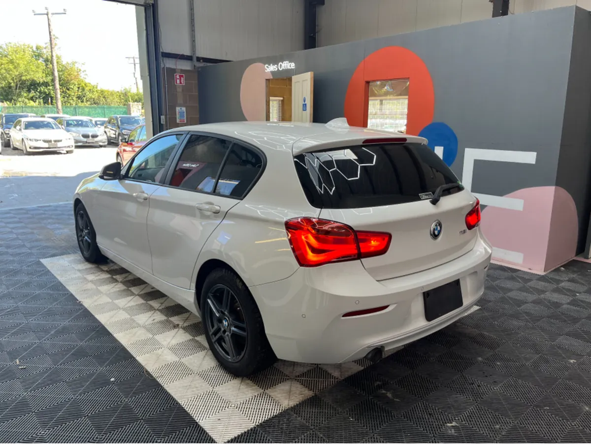 BMW 3-Series 118I / 49k KMs / HEATED LEATHER , ADA - Image 4