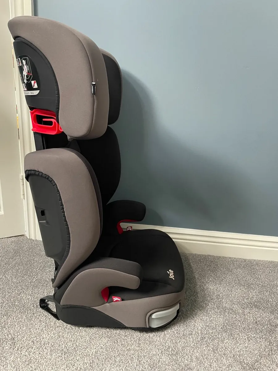 Joie Booster Seat Forward Facing (Like New) - Image 2