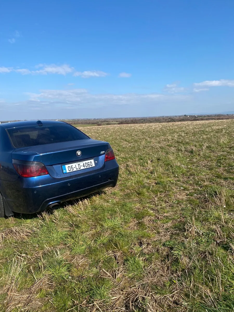 BMW 5-Series 2005 - Image 1