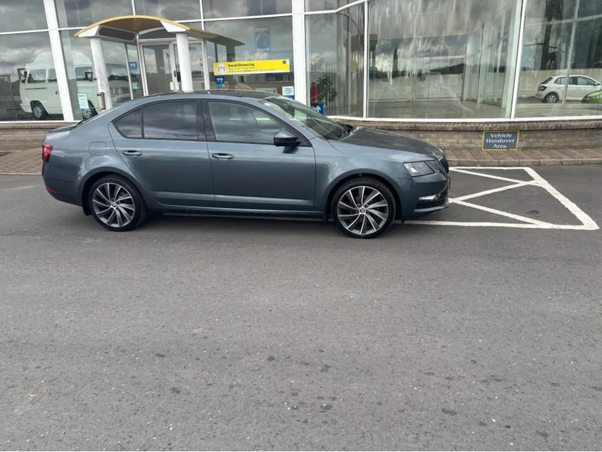 Skoda Octavia AMBITION 1.6 TDI 115HP 4DR - Image 2