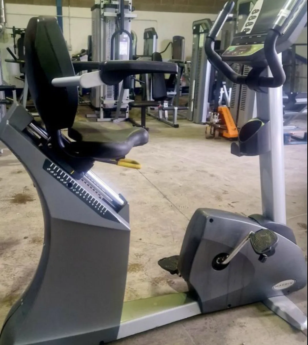 MATRIX HYBRID RECUMBENT BIKE AGE FRIENDLY - Image 1