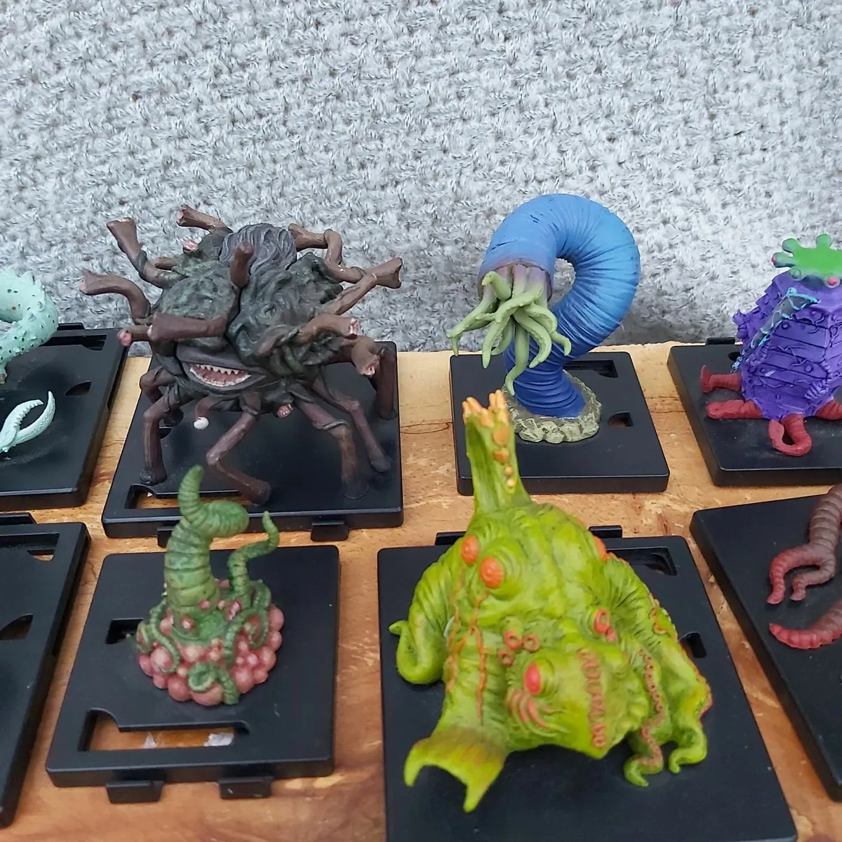 ARKHAM HORROR MONSTERS collectible set - Image 3