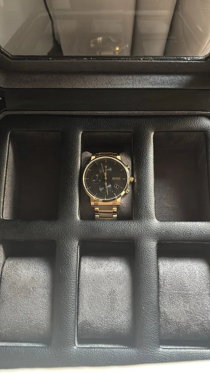 Hugo boss watch - Image 3