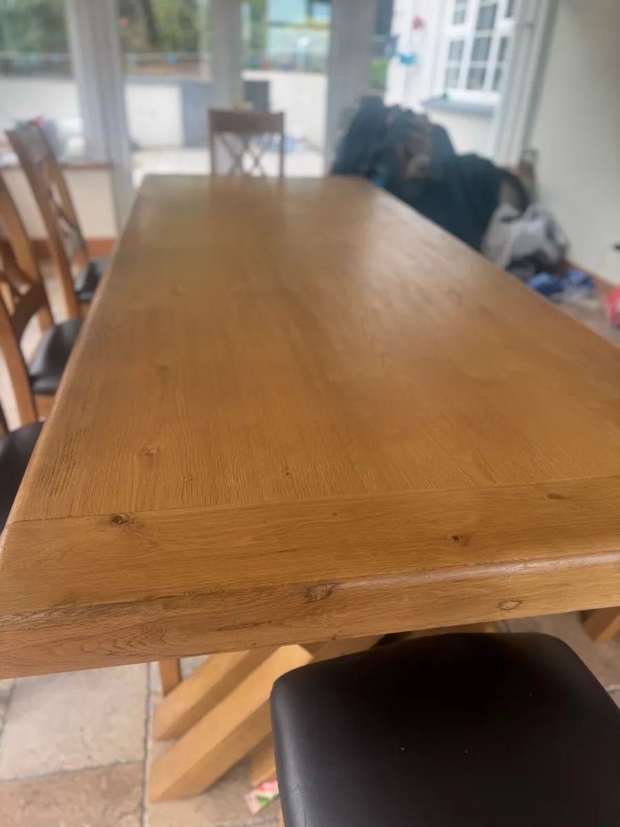 Table and chairs - sits 10 people - Image 3