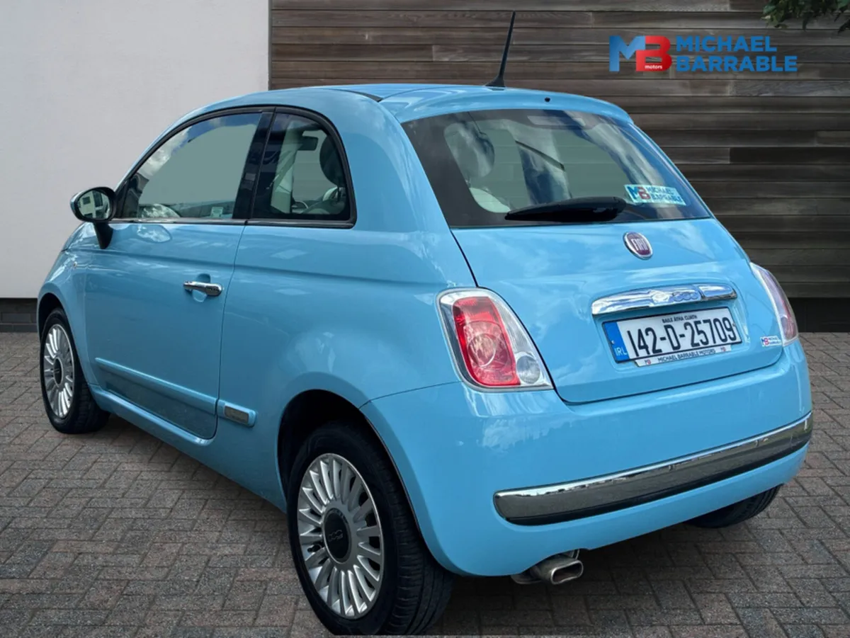 Fiat 500 1.2 LOUNGE 69BHP 3DR *Panoramic Sunroof* - Image 4