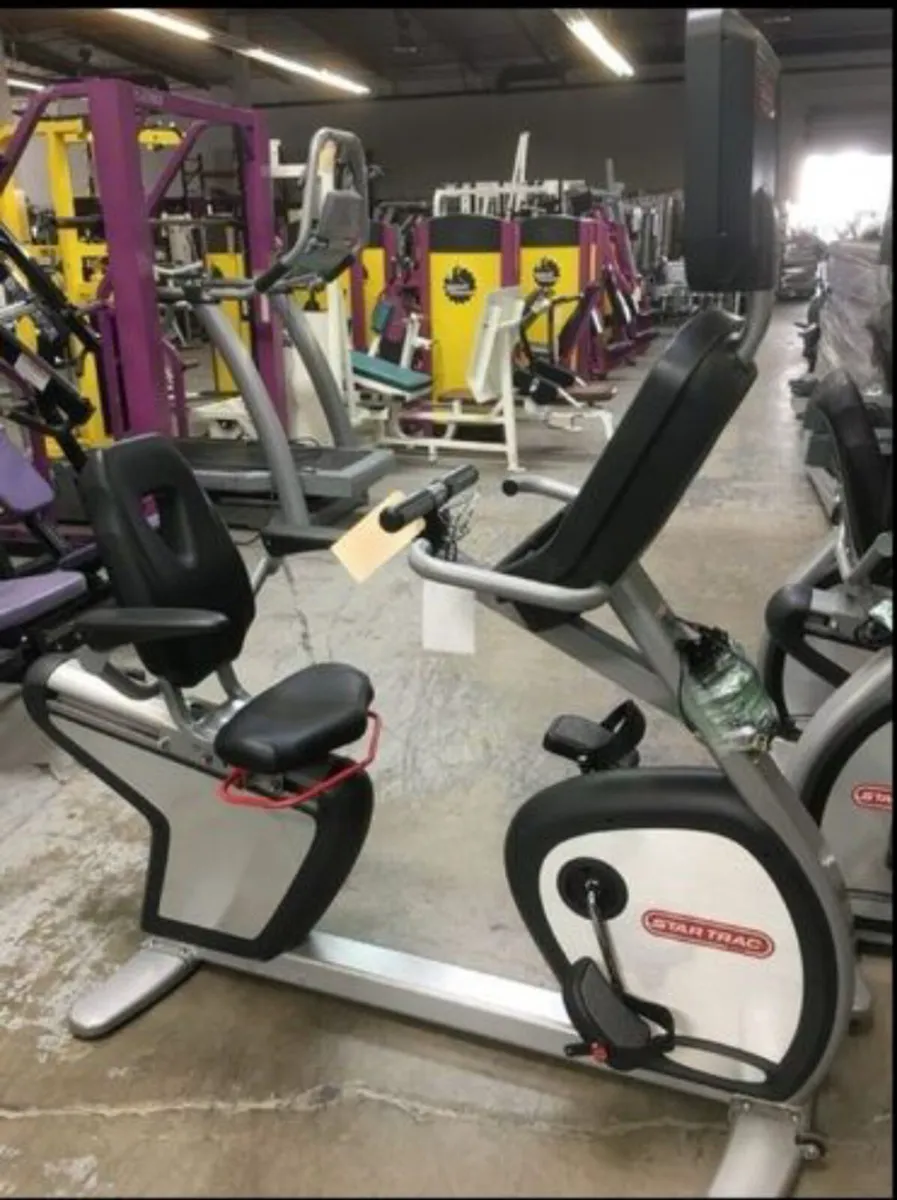 TROP BRAND STAR TRAC RECUMBENT BIKE - Image 2