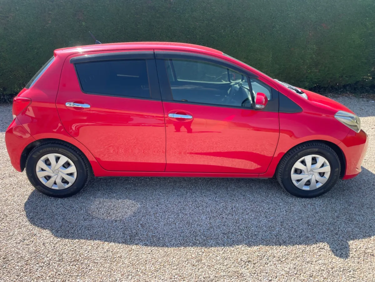 Toyota Vitz NSP130 5DR AUTO - Image 4