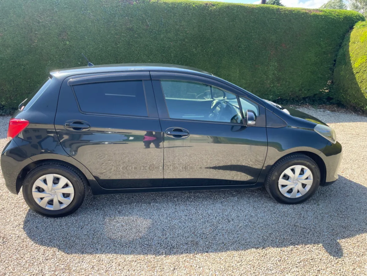 Toyota Vitz NSP130 5DR AUTO - Image 3