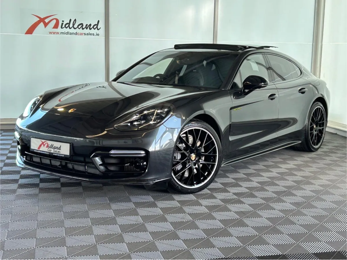 Porsche Panamera 4 PLATINUM EDITION PDK*PAN ROOF* - Image 1