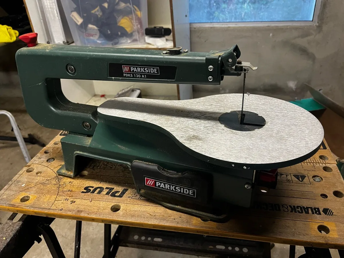 Scroll Saw - Image 1