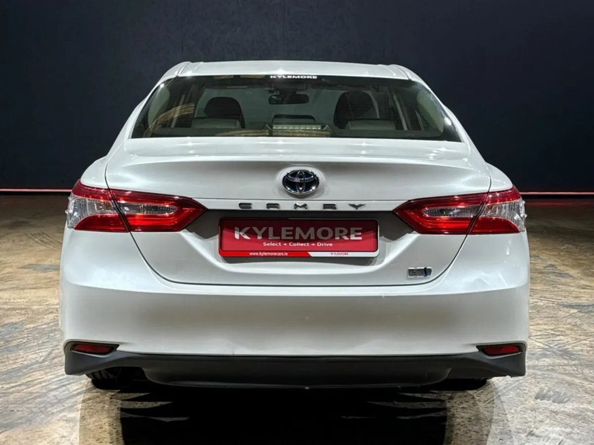 Toyota Camry 2.5 HYBRID AUTOMATIC - CRUISE CONTROL - Image 4