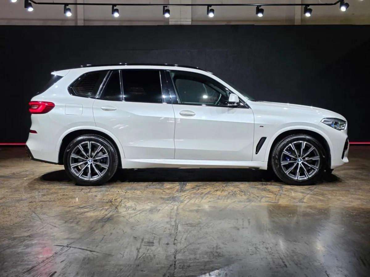 BMW X5 3.0 XDRIVE 45e HYBRID AUTOMATIC - FULL BROW - Image 2