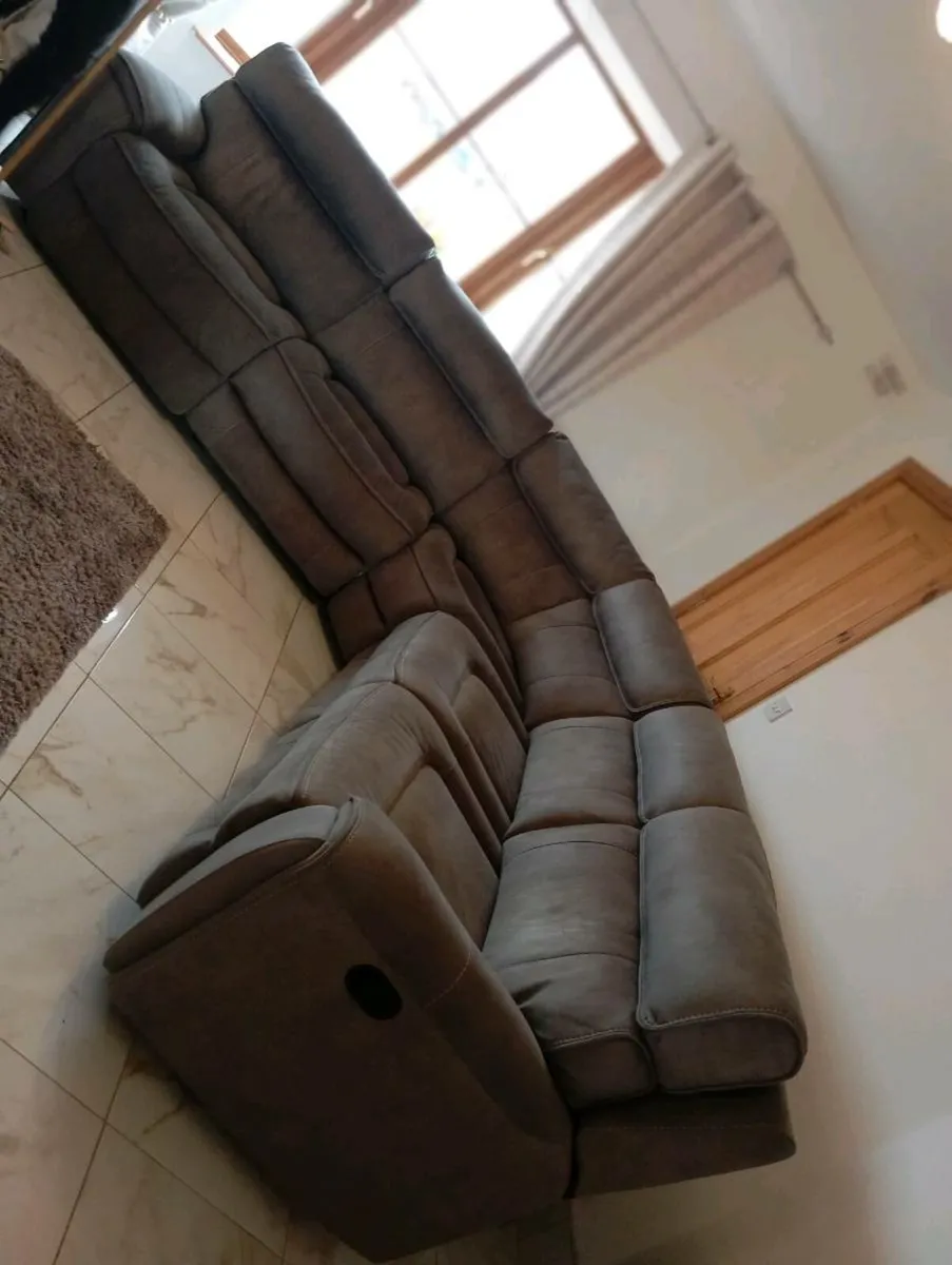 Verona left right corner recliner corner unit - Image 1