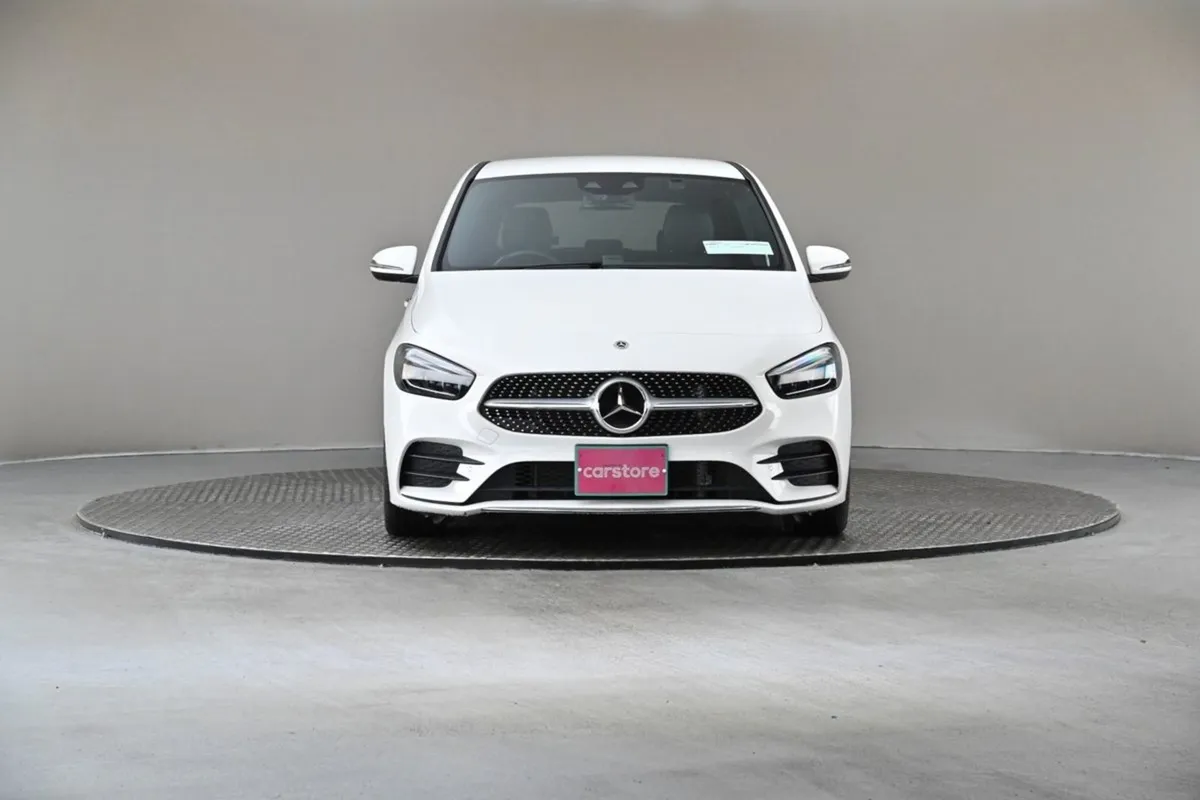 Mercedes-Benz B-Class B180 1.3 AMG Line Edition ( - Image 2