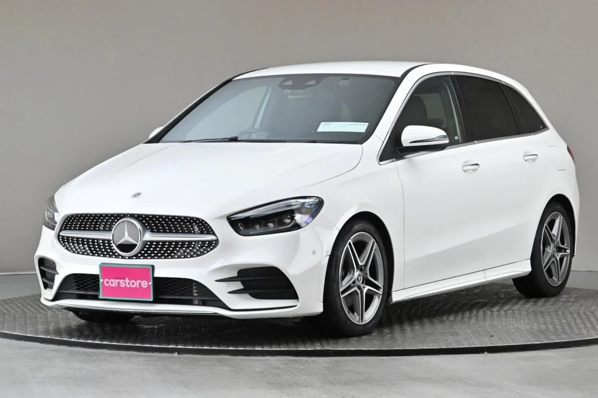Mercedes-Benz B-Class B180 1.3 AMG Line Edition ( - Image 3