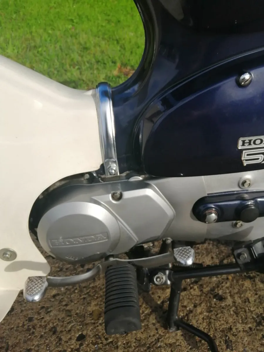 Honda C50 2002 - Image 3