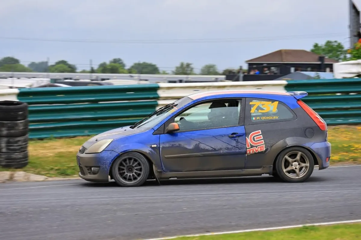 Rally car - Image 2